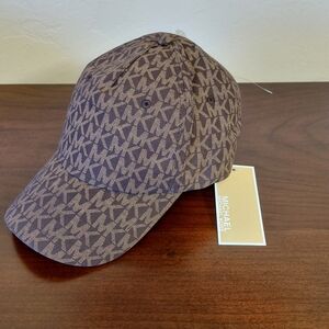 Michael Kors Signature Logo Baseball Cap. NWT